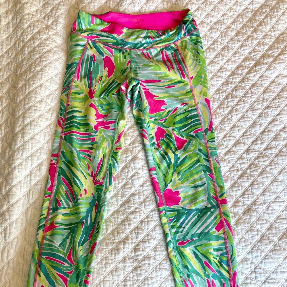 Lilly Pulitzer Luxletic ankle length legging Size Medium